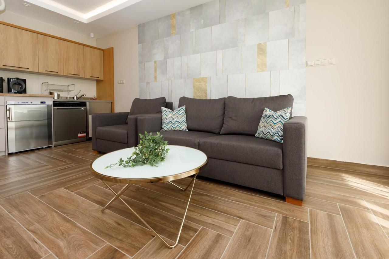 Royal Cafe Apartman ケストヘイ エクステリア 写真