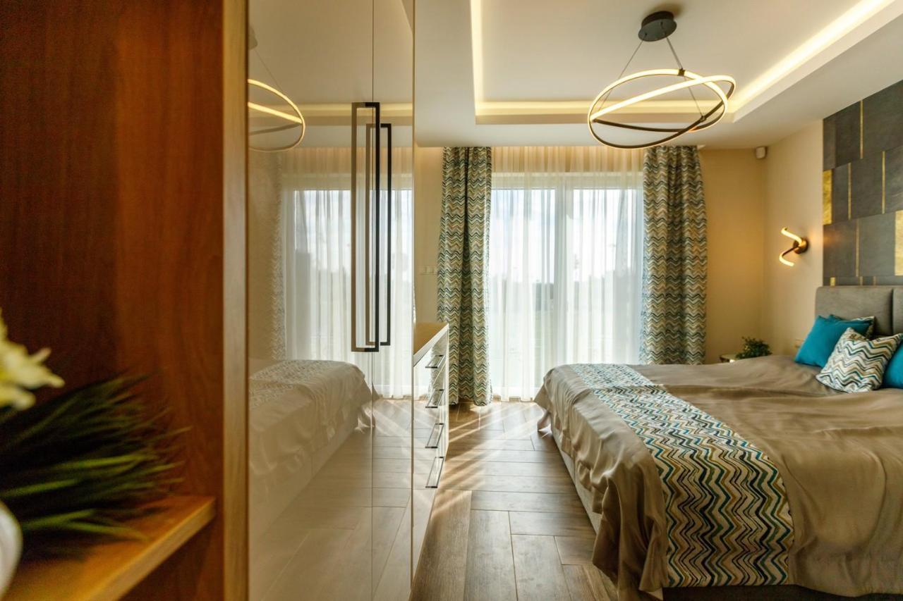 Royal Cafe Apartman ケストヘイ エクステリア 写真